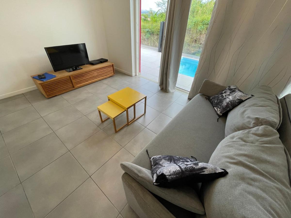 La Villa Jalna Grenadine Deux Chambres Et Piscine Privee Les Trois-Ilets Luaran gambar