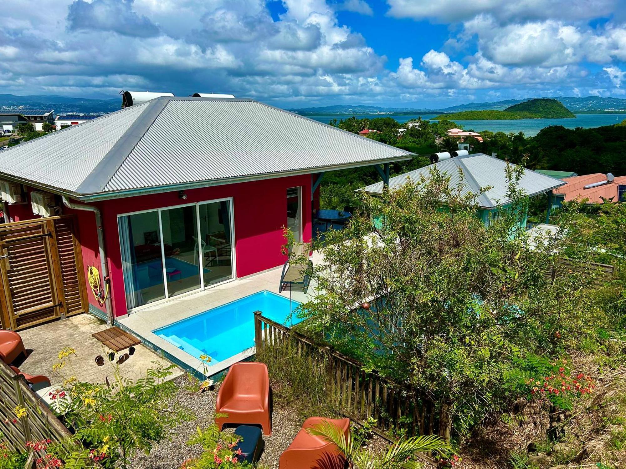 La Villa Jalna Grenadine Deux Chambres Et Piscine Privee Les Trois-Ilets Luaran gambar