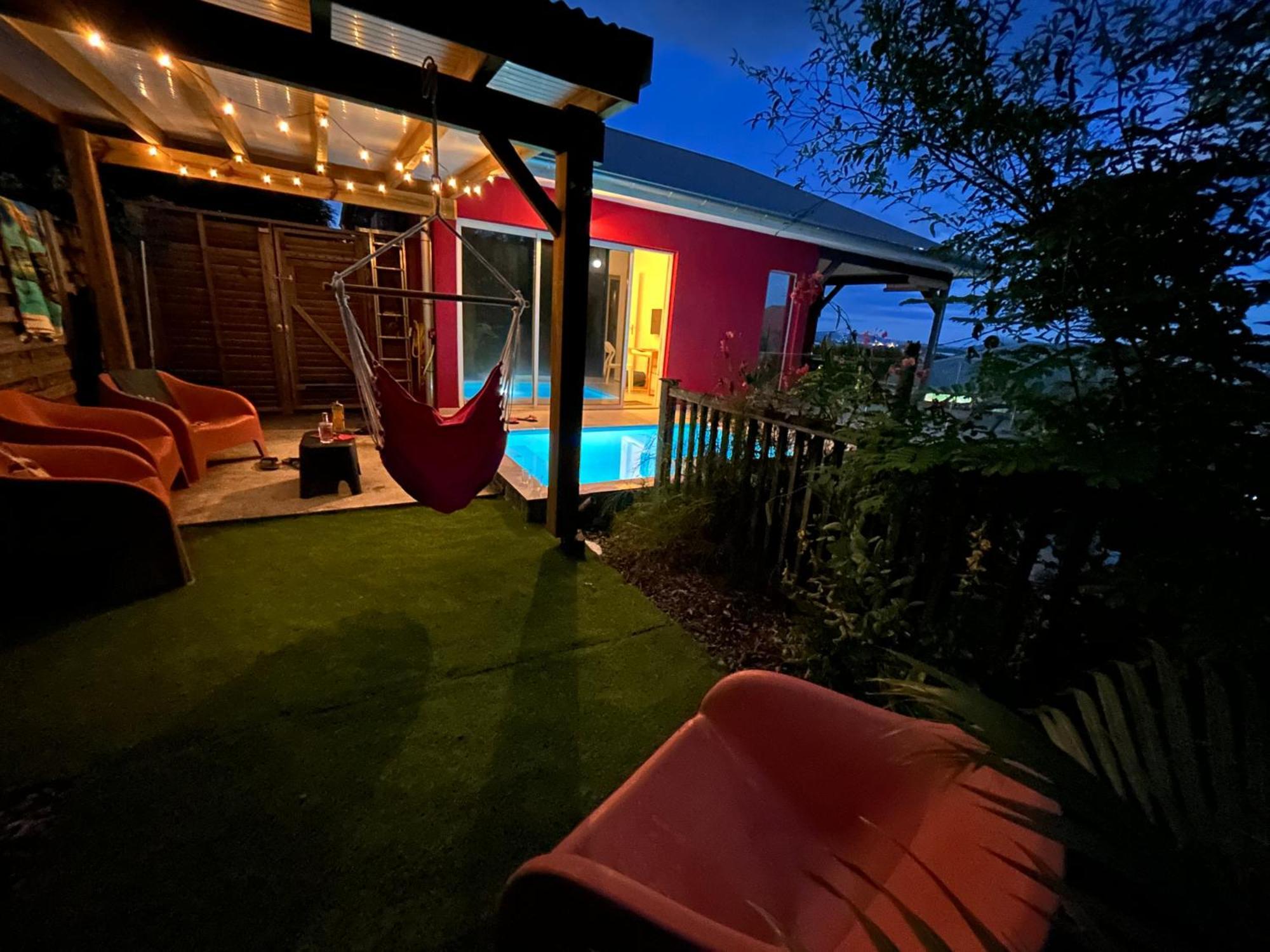 La Villa Jalna Grenadine Deux Chambres Et Piscine Privee Les Trois-Ilets Luaran gambar