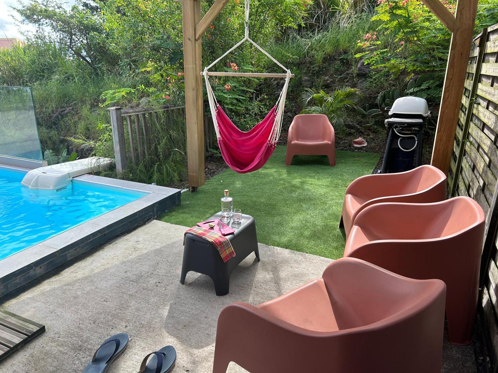 La Villa Jalna Grenadine Deux Chambres Et Piscine Privee Les Trois-Ilets Luaran gambar